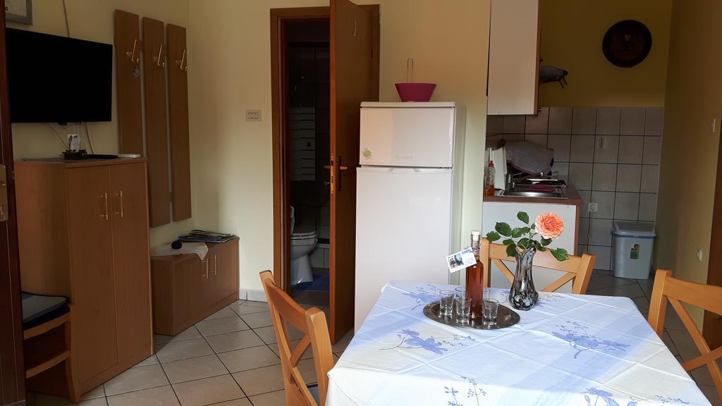 Apartment Krizanovic Malinska Zewnętrze zdjęcie